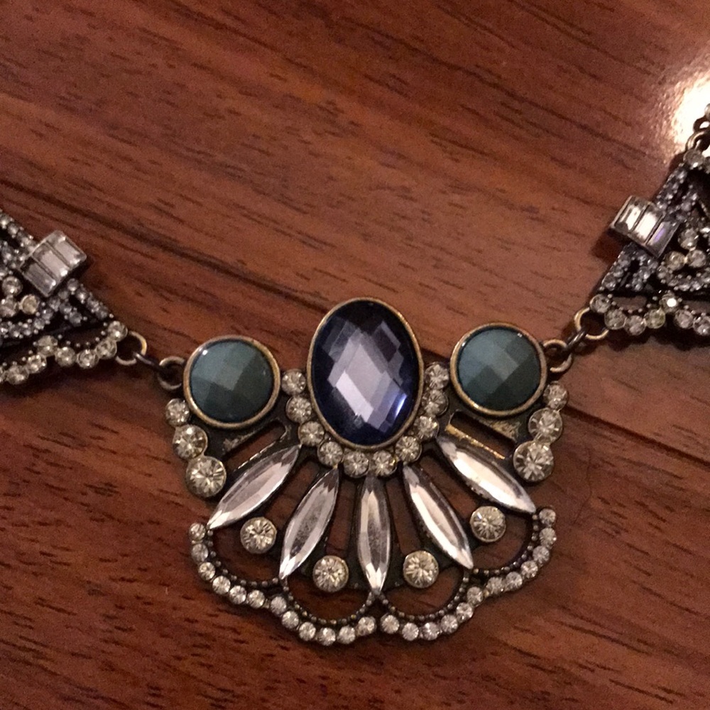 Colorful Statement Necklace - Picture 2 of 3